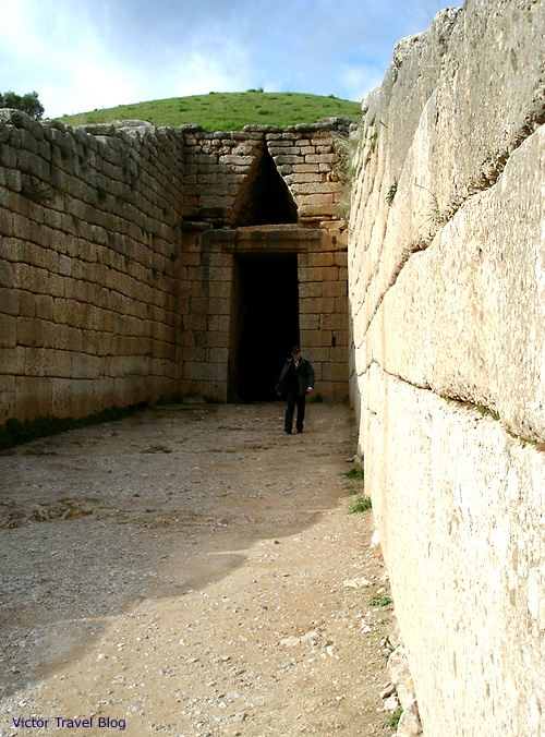 Entrance to the tomb of Atreus. Mycenae, Greece.